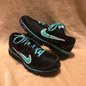 Nike Women’s Dual Fusion.